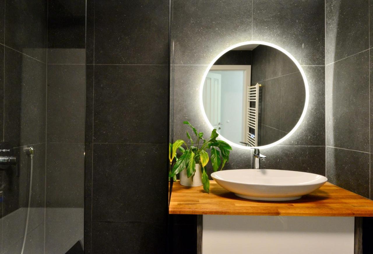 Apartment Modern Flat With Parking Space Wien